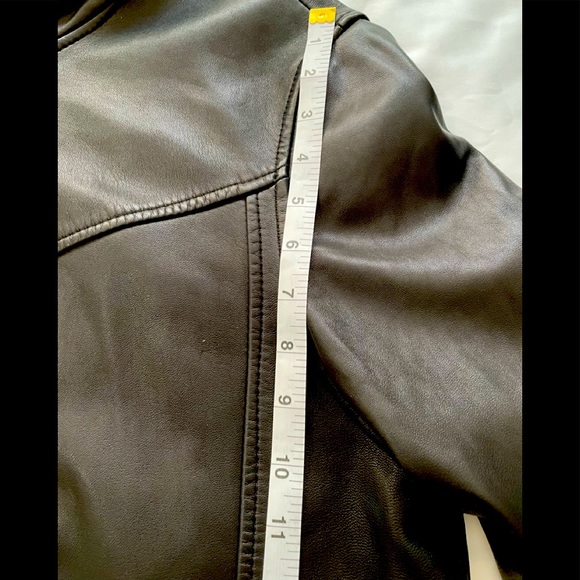 Authentic Leather Hooded Jacket - Picture 6 of 12